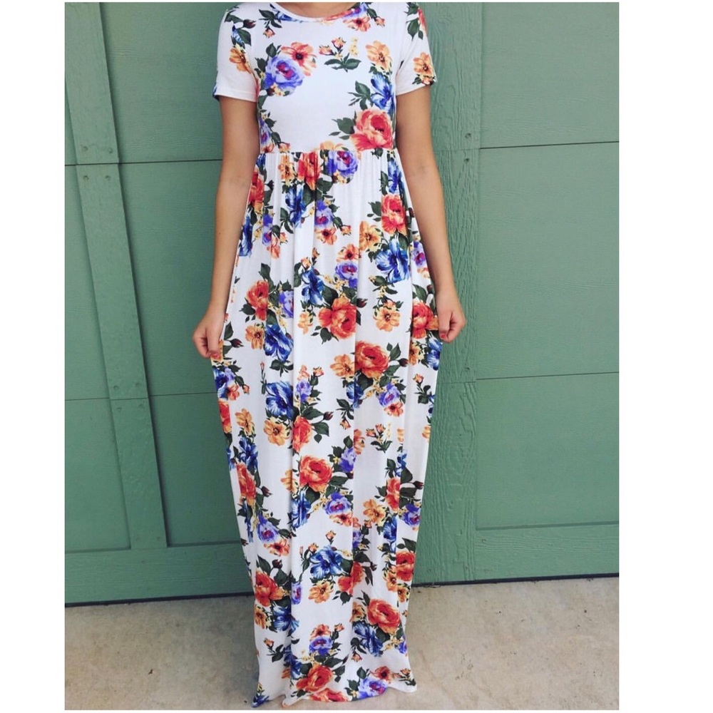 Maxi floral dress